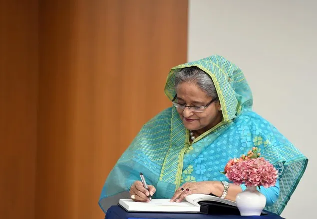 ক্ষমতায় আসলে সরকারি চাকরির বয়সসীমা বাড়াবে আ'লীগ