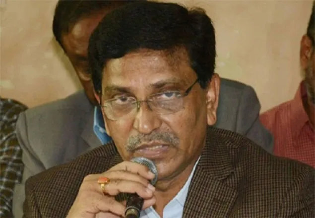 বিএনপি সরকারি কর্মকর্তাদের হুমকি দিচ্ছে : হানিফ