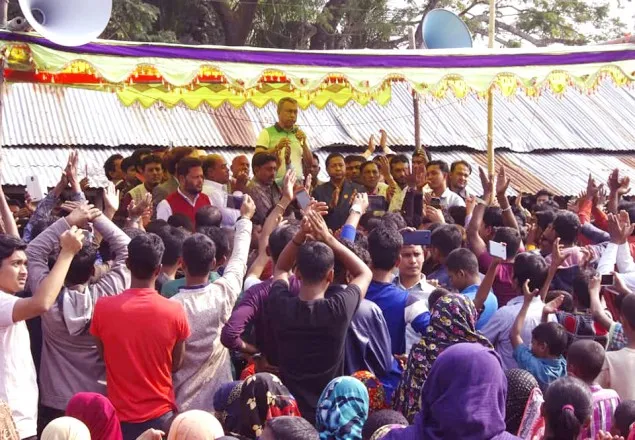 সুবর্ণচরে নৌকার প্রার্থীর প্রচারণা 