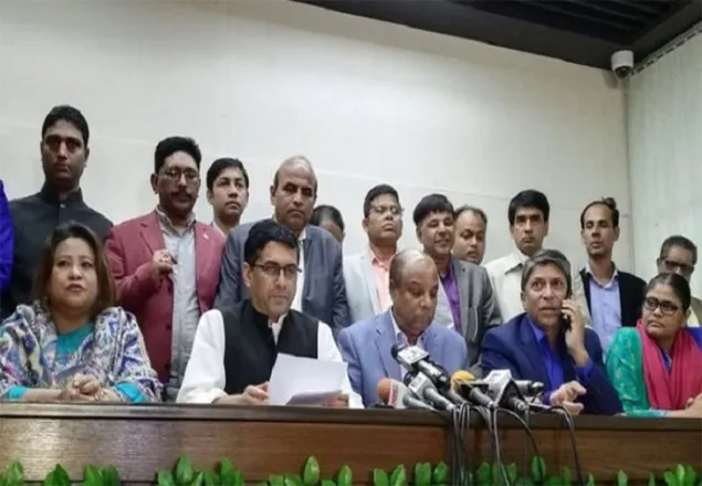 সাংবাদিকদের মোটরসাইকেল ব্যবহারে বাধা নেই