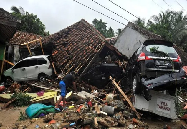 ইন্দোনেশিয়ায় সুনামিতে নিহত বেড়ে ৪২৯