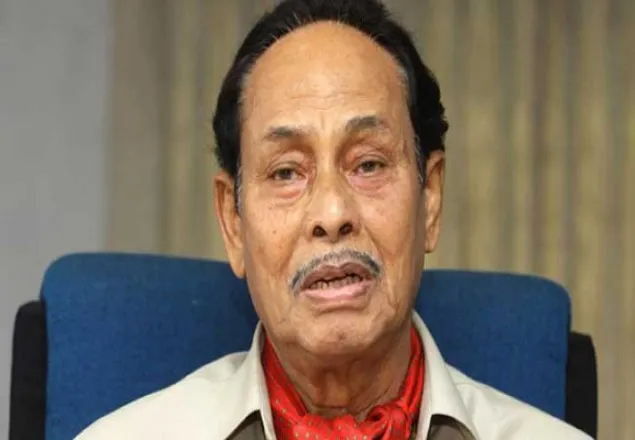 রাতে ঢাকা পৌঁছাবেন এরশাদ