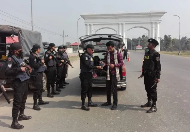 নির্বাচনকে কেন্দ্র করে শার্শায় র‌্যাবের টহল
