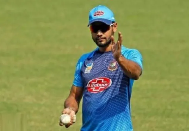 রংপুরের অনুশীলনেই ‘এমপি’ মাশরাফি!