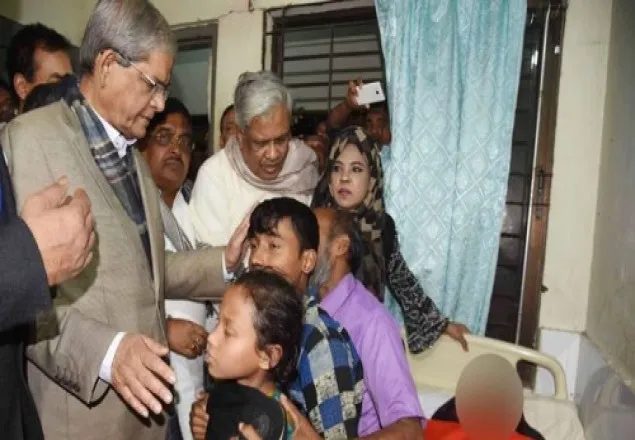 সুবর্ণচরের ধর্ষিত সেই নারীকে বিএনপির আর্থিক সহযোগিতা