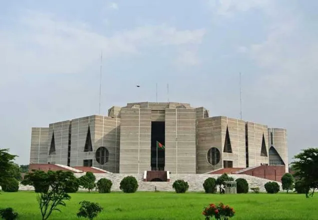 মন্ত্রিসভায় কমেছে নারীর সংখ্যা