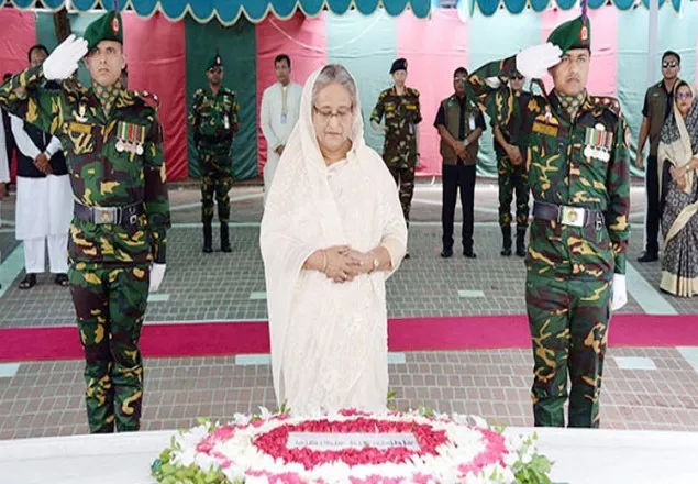 বঙ্গবন্ধুর সমাধিতে প্রধানমন্ত্রী ও মন্ত্রিপষিদের শ্রদ্ধা