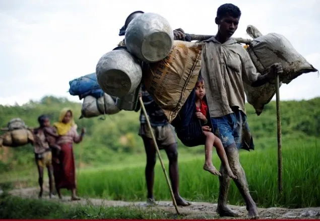 রাখাইনে ফের রোহিঙ্গাদের হত্যার হুমকি, বাংলাদেশে প্রবেশের চেষ্টা