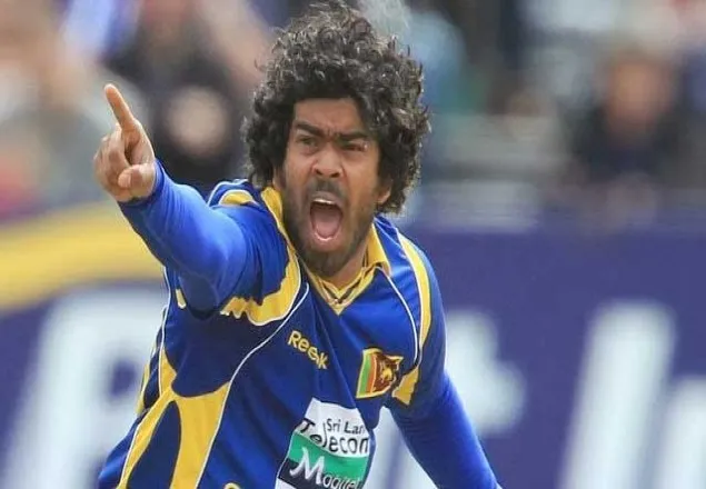 খুলনা টাইটানসের হয়ে খেলতে ঢাকায় মালিঙ্গা