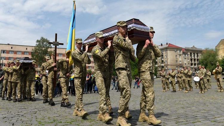 100 Ukraine soldiers killed every day