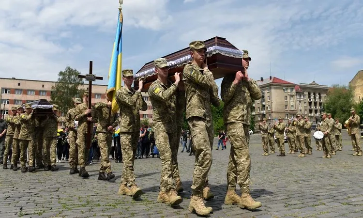 100 Ukraine soldiers killed every day