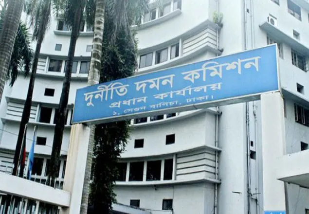 উইলস লিটল ফ্লাওয়ারের ৩০ শিক্ষককে দুদকের নোটিশ