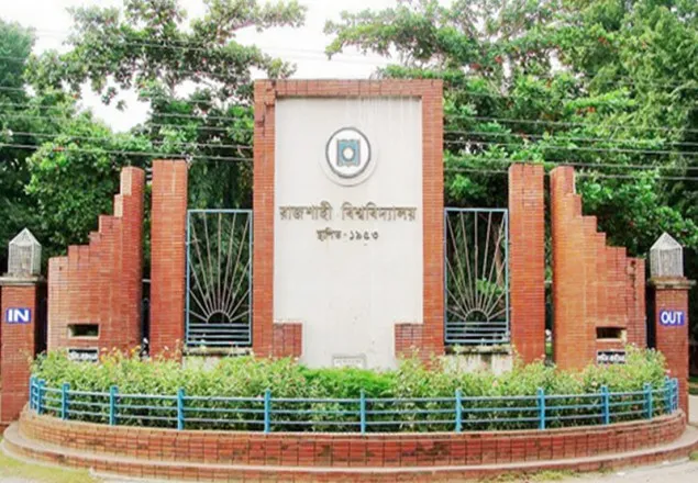 রাবির স্নাতক প্রথম বর্ষের ক্লাস শুরু, র্যা গিং আতঙ্কে শিক্ষার্থীরা