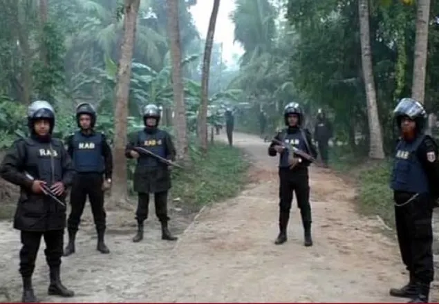 হলি আর্টিজানে হামলার ৩ আসামিকে ধরতে ১৫ বাড়িতে অভিযান