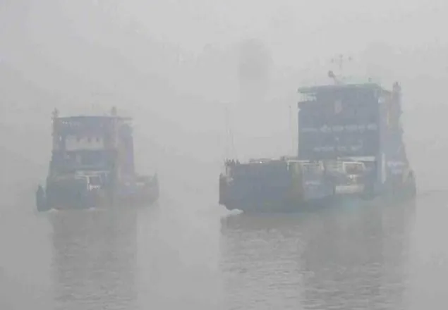 কাঁঠালবাড়ী-শিমুলিয়া ফেরি চলাচল বন্ধ