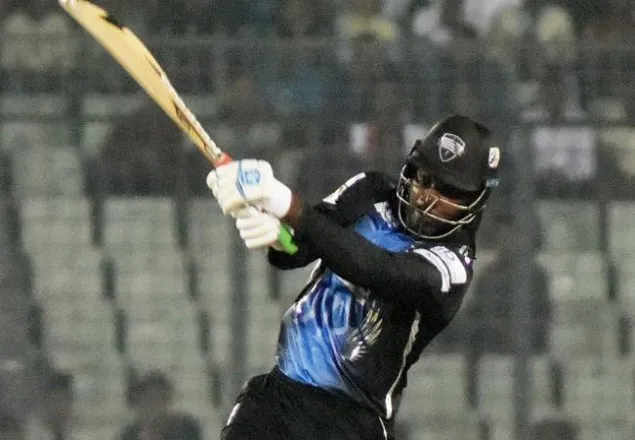 টস হেরে ব্যাট করছে মাশরাফির রংপুর 
