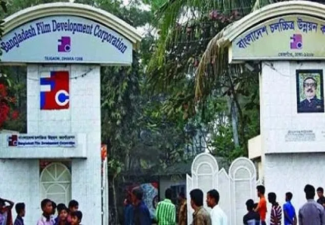 চলচ্চিত্র পরিচালক সমিতির সভাপতি গুলজার, মহাসচিব খোকন