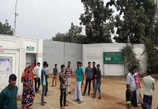 হামীম-কারখানায় মাটিচাপায় ২ শ্রমিক নিহত