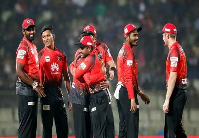 ঢাকাকে হারিয়ে রাজশাহীর আশা বাঁচিয়ে রাখল কুমিল্লা