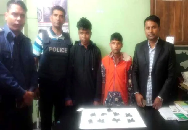 যুবকের পেট থেকে ১৫’শ পিস ইয়াবা উদ্ধার, আটক ২