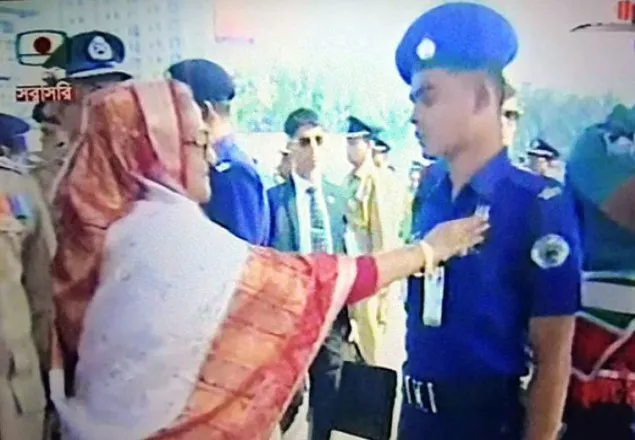 পুলিশ পদক পাচ্ছেন ৩৪৯ জন