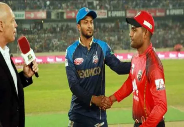 বিপিএল ফাইনালে টস হেরে ব্যাটিংয়ে কুমিল্লা