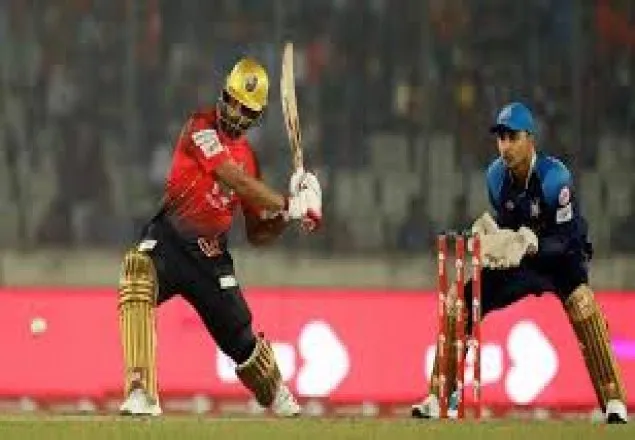 তামিম তাণ্ডবে রানের পাহাড় কুমিল্লার