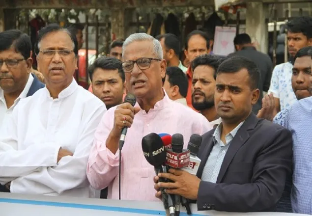 ‘মানবিক দিক বিবেচনা করলেও খালেদা জিয়াকে মুক্তি দেয়া উচিৎ’