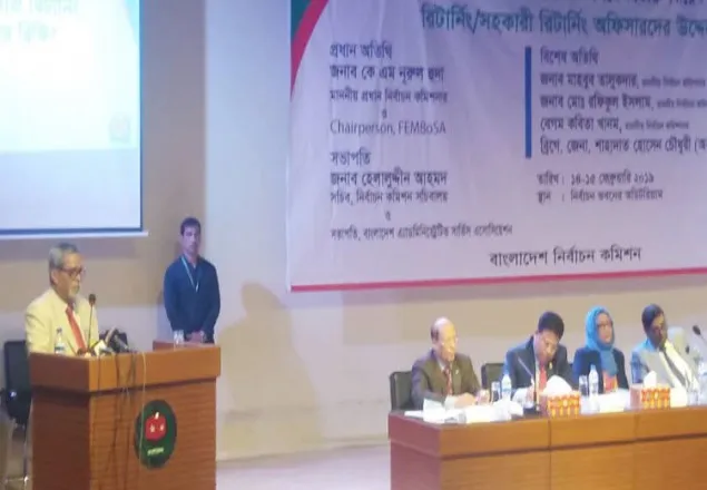 কোনো ‘আপস’ করার প্রয়োজন নেই: রিটার্নিং কর্মকর্তাদের সিইসি