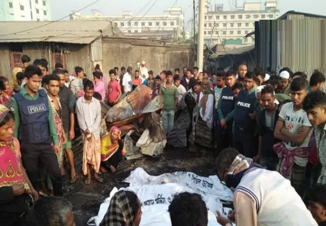 চট্টগ্রামে বস্তিতে অগ্নিকাণ্ডে নিহত বেড়ে ৯
