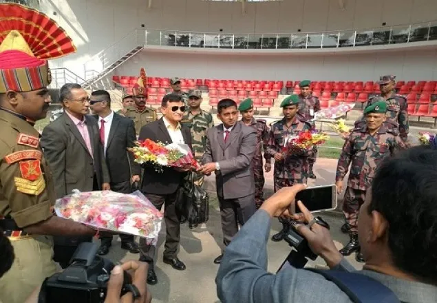 সীমান্ত সম্মেলনের উদ্দেশে বাংলাদেশে বিএসএফের ৯ প্রতিনিধি দল