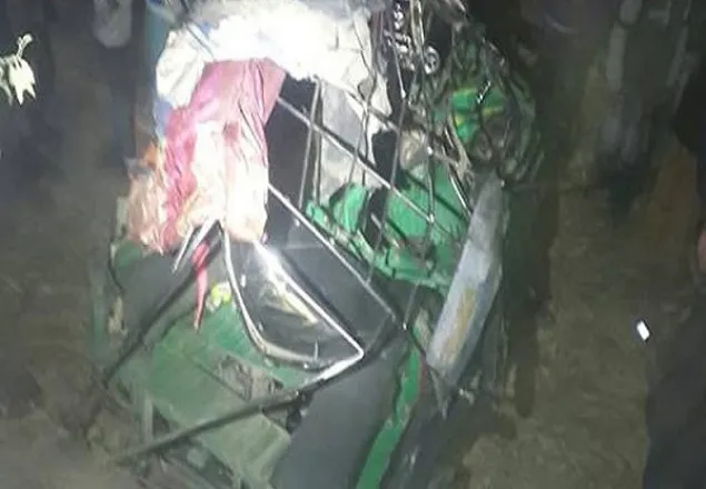 লালমনিরহাটে বাস-ইজিবাইক সংঘর্ষ, নিহত ৫