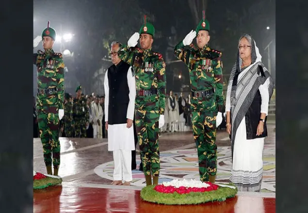 ভাষা শহীদদের প্রতি রাষ্ট্রপতি ও প্রধানমন্ত্রীর শ্রদ্ধা