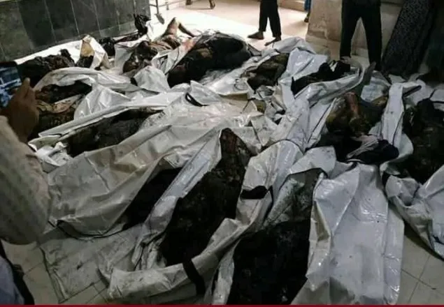 ২১ জন পুড়ে কয়লা, চিনতে পারছে না কেউই 