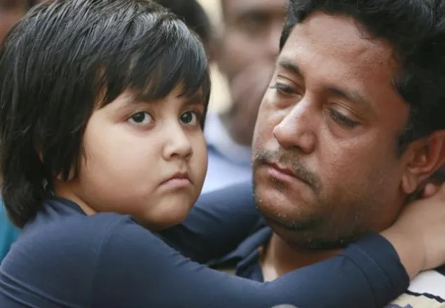 মাকে খুঁজছে অবুঝ সানিন