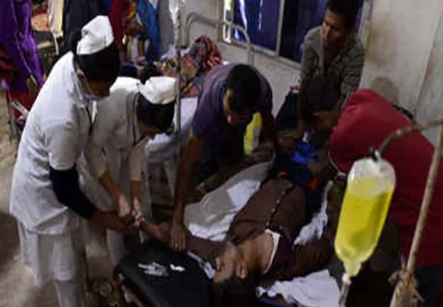 আসামে বিষাক্ত মদপানে মৃতের সংখ্যা বেড়ে ৮৪