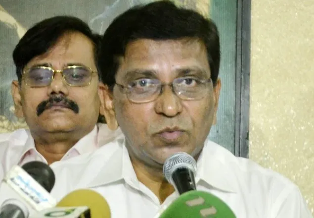 ওবায়দুল কাদের আগের তুলনায় এখন সুস্থ আছেন: হানিফ