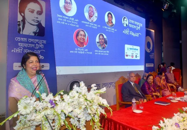 নারী অপ্রতিরোধ্য গতিতে এগিয়ে যাচ্ছে : স্পিকার