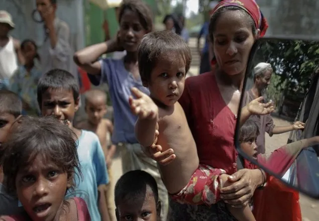 রোহিঙ্গাদের ১৪০০ কোটি টাকা দিল বিশ্বব্যাংক