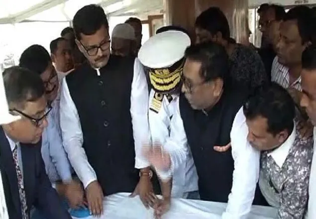 খেয়াঘাট স্থানান্তরে পাল্টাপাল্টি বক্তব্য দুই প্রতিমন্ত্রীর