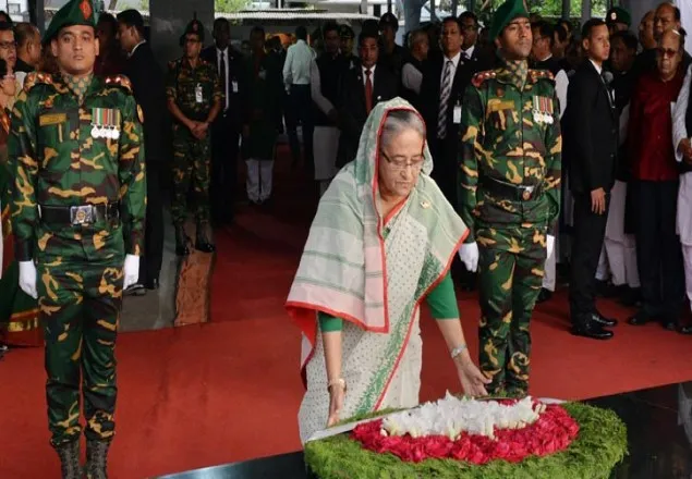 জন্মদিনে বঙ্গবন্ধুর প্রতিকৃতিতে প্রধানমন্ত্রীর শ্রদ্ধা