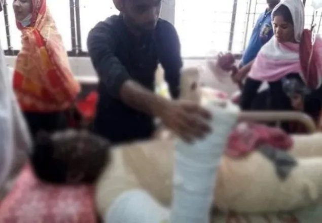 মহাখালীতে গ্যাস লাইন লিকেজ