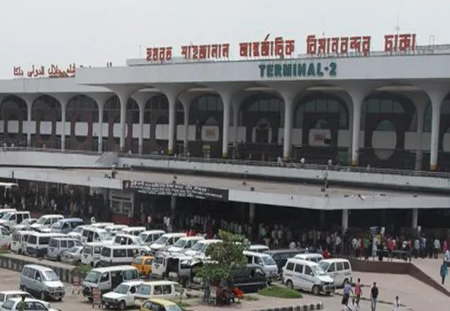 শাহজালালে ১ কেজি স্বর্ণসহ নারী আটক