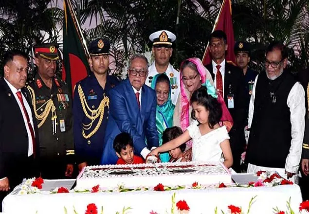 স্বাধীনতা দিবসে রাষ্ট্রপতির শুভেচ্ছা বিনিময়