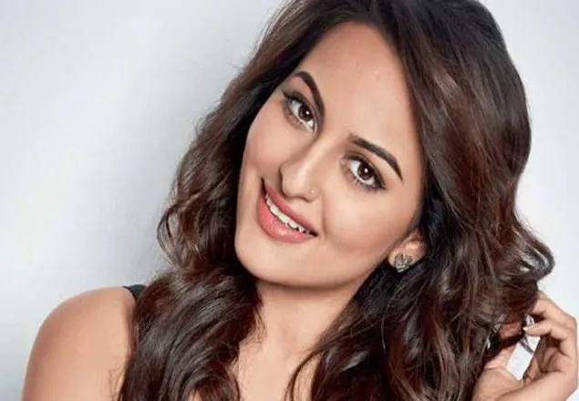 বাবার আগেই বিজেপি ছাড়া উচিত ছিল: সোনাক্ষী সিনহা