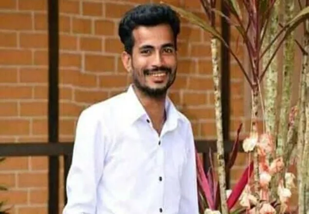 বাড়িতে ঢুকে ছাত্রলীগ নেতাকে গুলি করে হত্যা