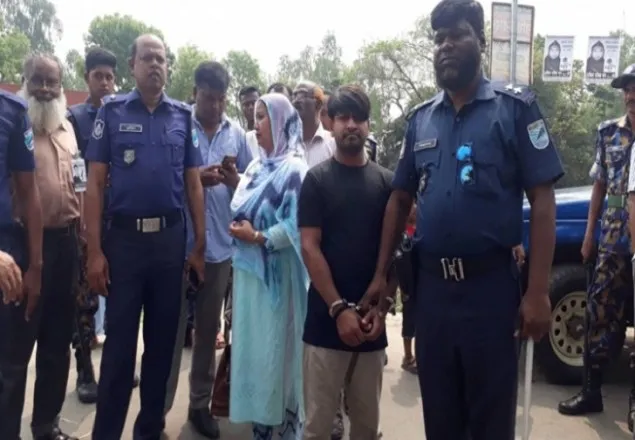 টাঙ্গাইলে জালভোট দেয়ার অভিযোগে সহকারী প্রিসাইডিং কর্মকর্তা আটক