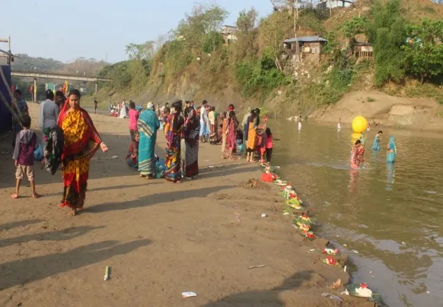 সাঙ্গু নদীর তীরে হিন্দু সম্প্রদায়ের 'গঙ্গা পূজা ও বারুনী স্নান' অনুষ্ঠিত