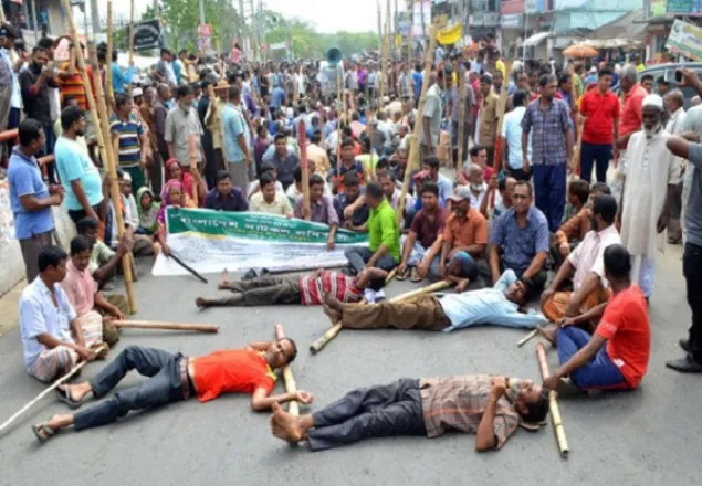 পাটকল শ্রমিকদের ধর্মঘট অব্যাহত