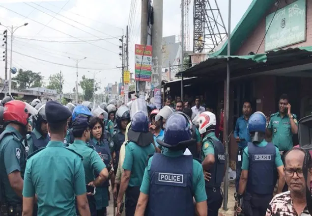 খুলনায় পুলিশের সাথে পাটকল শ্রমিকদের সংঘর্ষ, আহত ২০